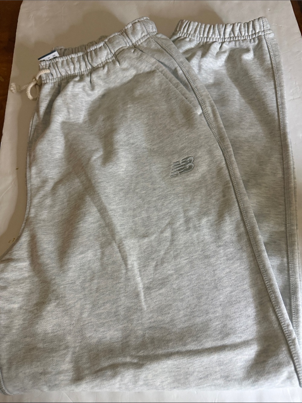 New Balance 100 percent cotton Men's Heather Gray sweatpants with Drawstring